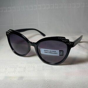 *5 for $25* NWOT FGX International Black Fashion Sunglasses Cat Eye